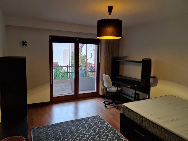 Pipera, American Village,