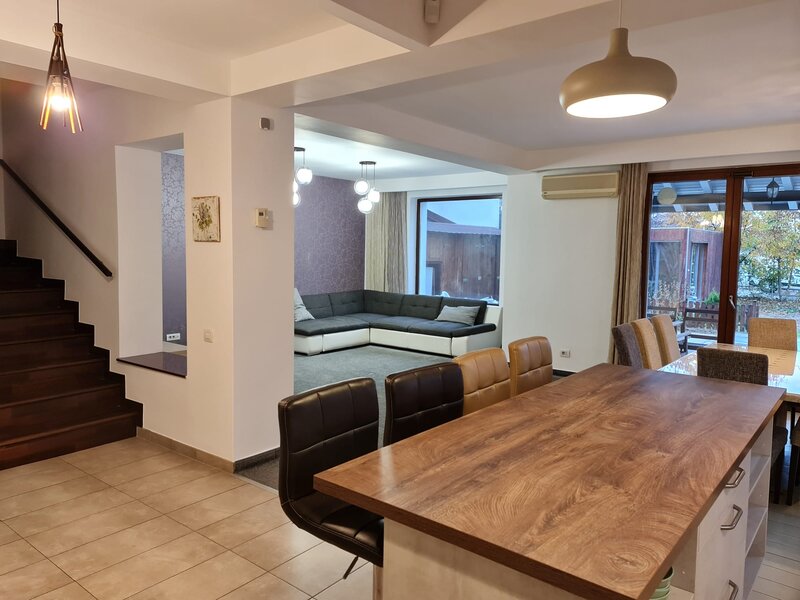 Pipera, vanzare casa vila insiruita